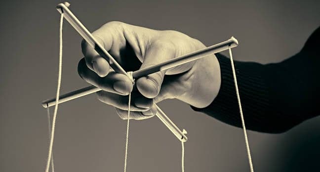 Chatbots are great at manipulating people to buy stuff, Princeton boffins find